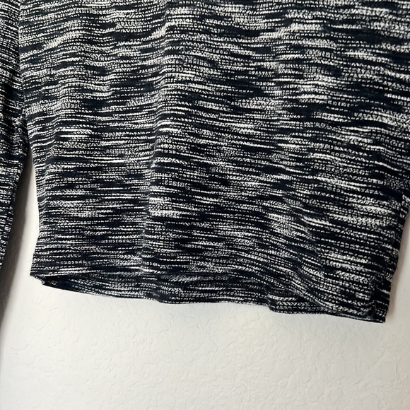 Longsleeve crop top - Picture 3 of 3